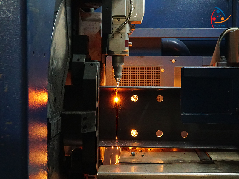 Cắt laser kim loại uy tín, chuyên nghiệp tại Thành Tiến