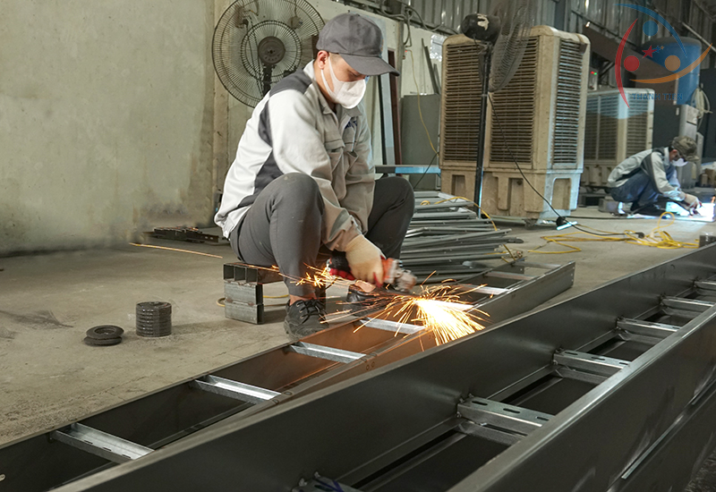 Thang Cáp 200x100 - Báo giá mới nhất 2023