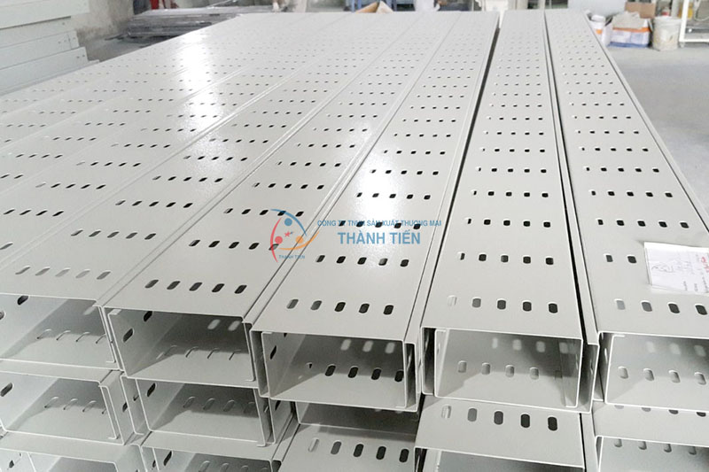 Cung cấp thang máng điện, thang máng cáp tại Nam Định