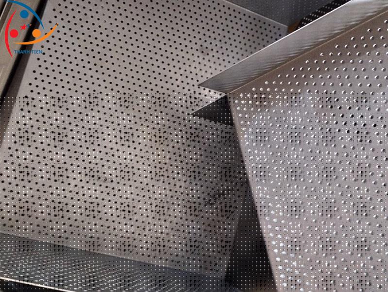 Đột cnc kim loại - công nghệ gia công cơ khí hiện đại số 1 hiện nay