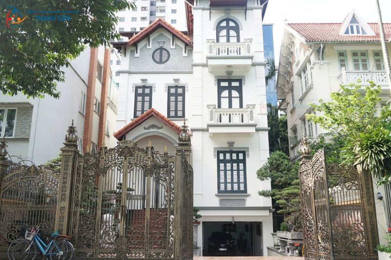 Thang máy ngoài trời là thang máy gì?