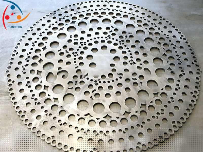 gia công đột dập inox - hình 1