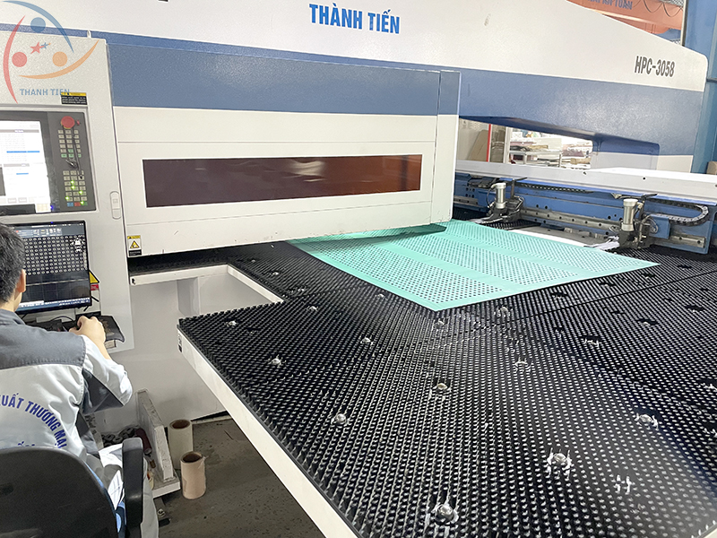 Đột dập tại Thành Tiến