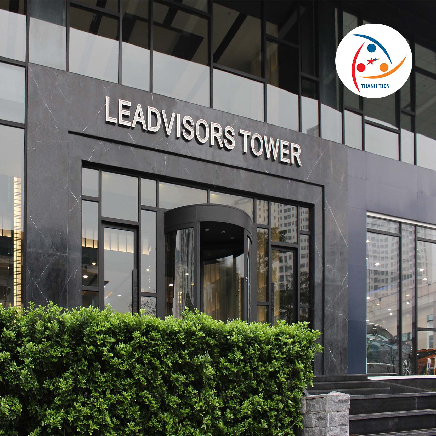 Thi công lắp đặt cửa kính chống cháy tại công trình Leadvisors Tower