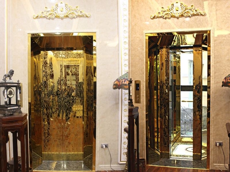 Thường lắp đặt thang máy gia đình không hố pit tại góc nhà