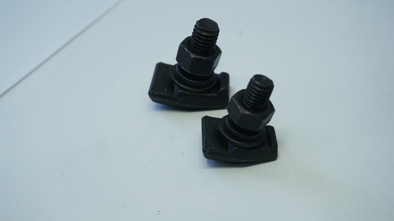 kẹp cóc t clips là gì