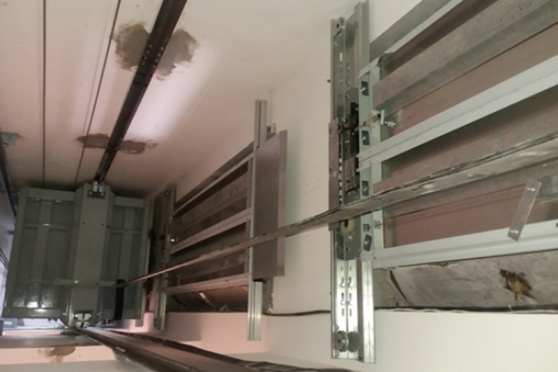 Chức năng của ray dẫn hướng thang máy