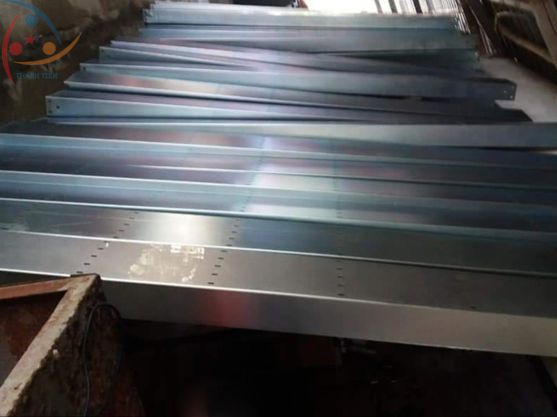 Xu hướng lựa chọn thang máng cáp mạ kẽm điện phân cho công trình