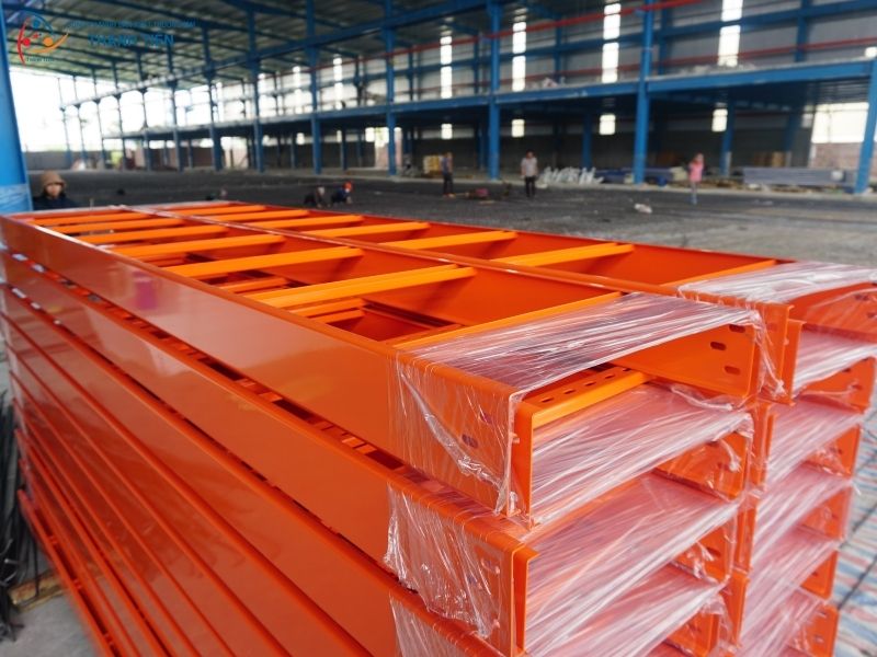 Thang máng cáp sơn tĩnh điện