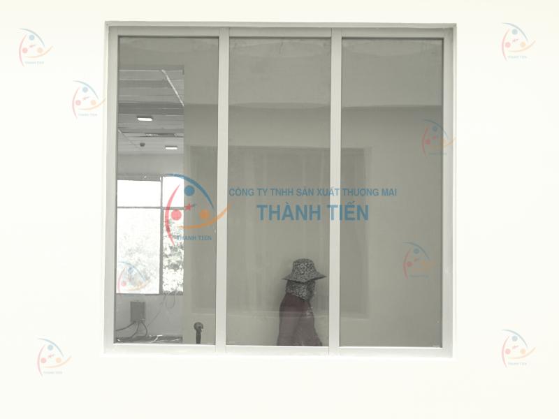 Cửa kính chống cháy EI70 là gì?