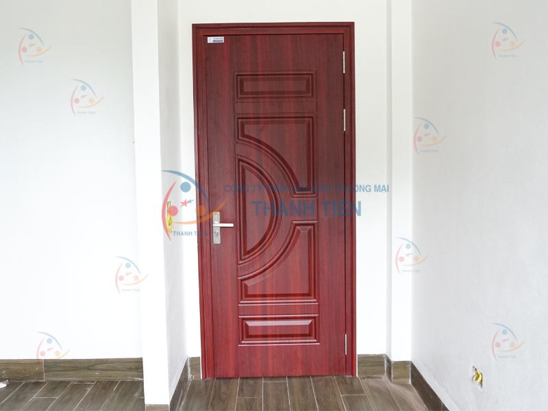 Từ cửa chính không nhìn xuyên bếp