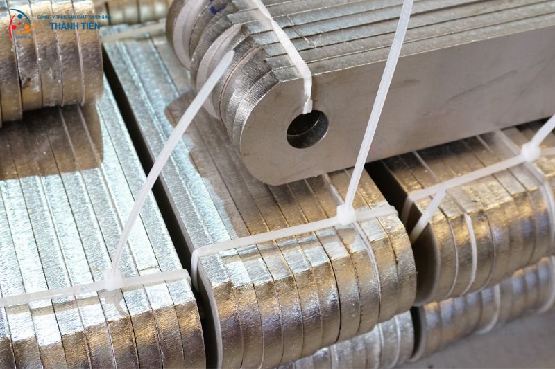 Ứng dụng của cắt laser CNC trong các lĩnh vực