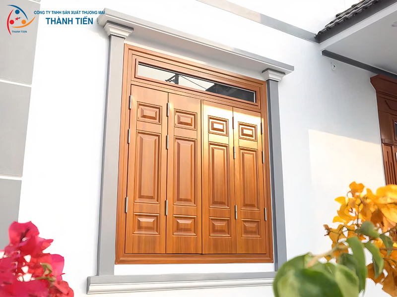 cửa sổ thép vân gỗ Thành Tiến